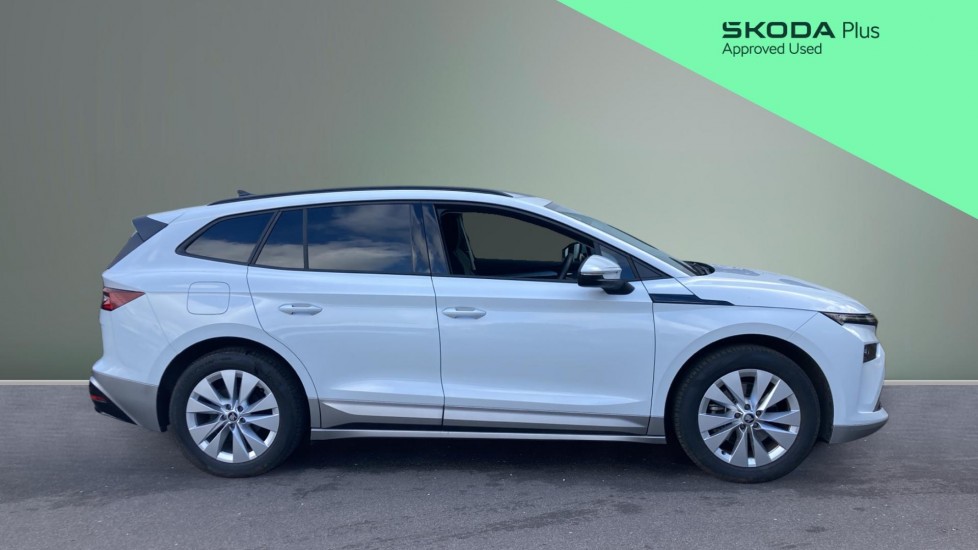 Skoda Enyaq 150kW 60 SE L 63kWh 5dr Auto Electric Estate - Image 4