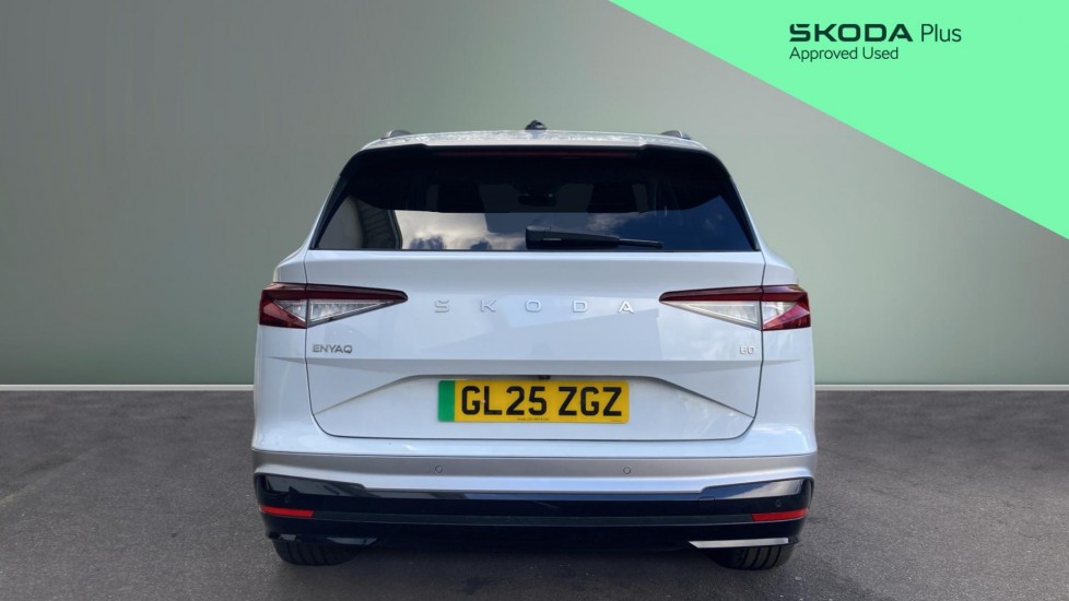 Skoda Enyaq 150kW 60 SE L 63kWh 5dr Auto Electric Estate - Image 8