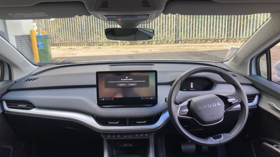 Skoda Enyaq 150kW 60 SE L 63kWh 5dr Auto Electric Estate - Image 9