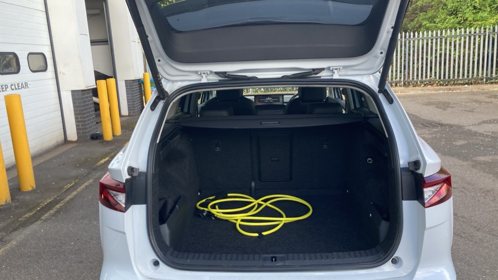 Skoda Enyaq 150kW 60 SE L 63kWh 5dr Auto Electric Estate - Image 20