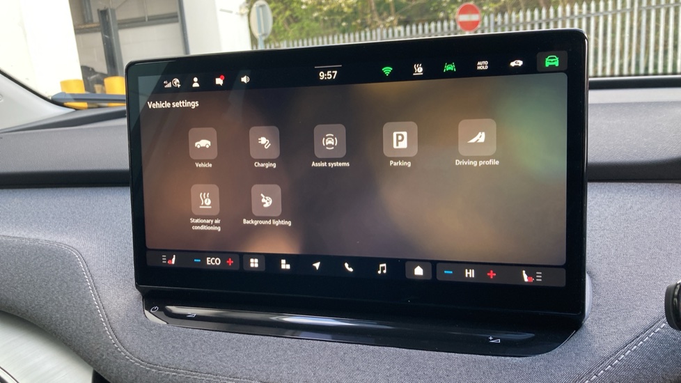 Skoda Enyaq 150kW 60 SE L 63kWh 5dr Auto Electric Estate - Image 29