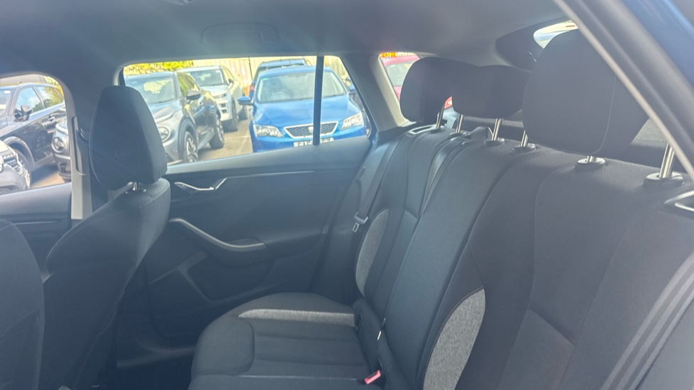 Skoda Kamiq 1.0 TSI SE Edition 5dr Petrol Hatchback - Image 16