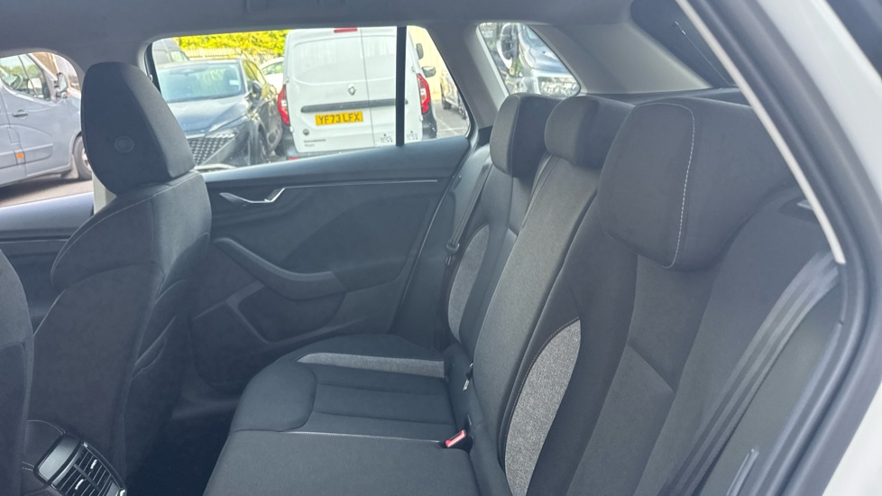 Skoda Kamiq 1.0 TSI SE Edition 5dr DSG Petrol Hatchback - Image 16
