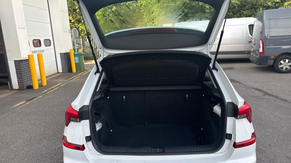 Skoda Kamiq 1.0 TSI SE Edition 5dr DSG Petrol Hatchback - Image 20