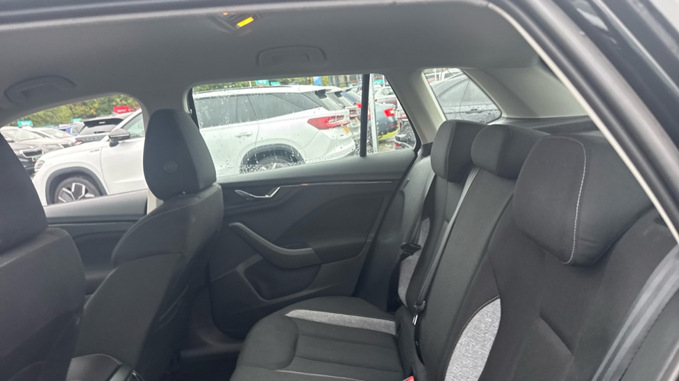Skoda Kamiq 1.0 TSI SE Edition 5dr DSG Petrol Hatchback - Image 16