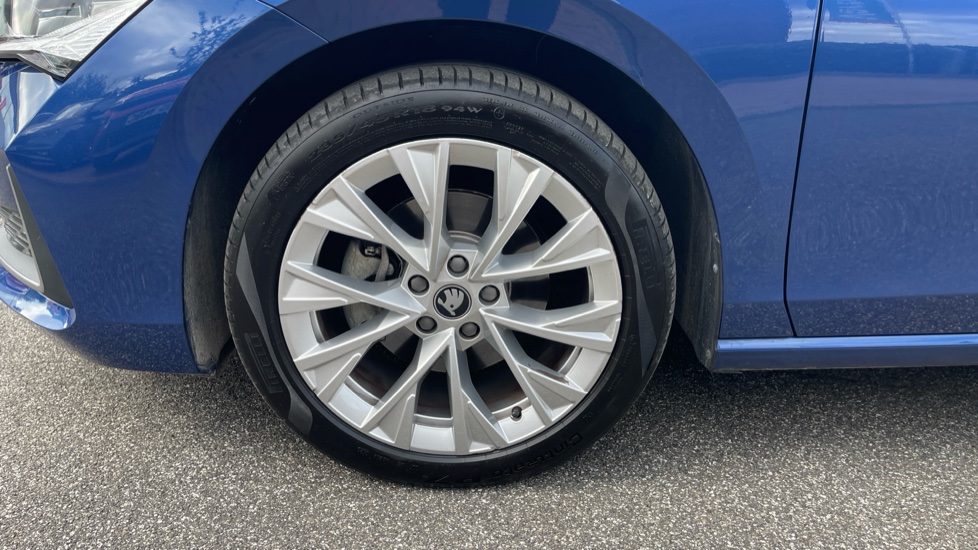 Skoda Superb 2.0 TDI SE L 5dr DSG Diesel Hatchback - Image 21