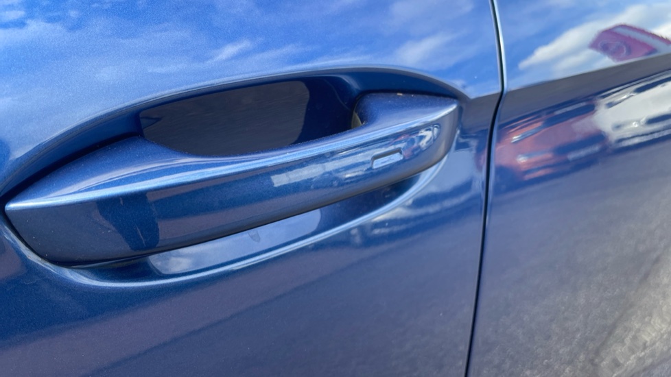 Skoda Superb 2.0 TDI SE L 5dr DSG Diesel Hatchback - Image 22