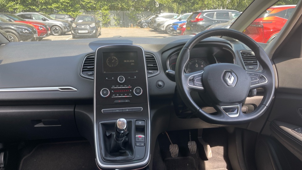 Renault Scenic 1.5 dCi Dynamique Nav 5dr Diesel Estate - Image 9
