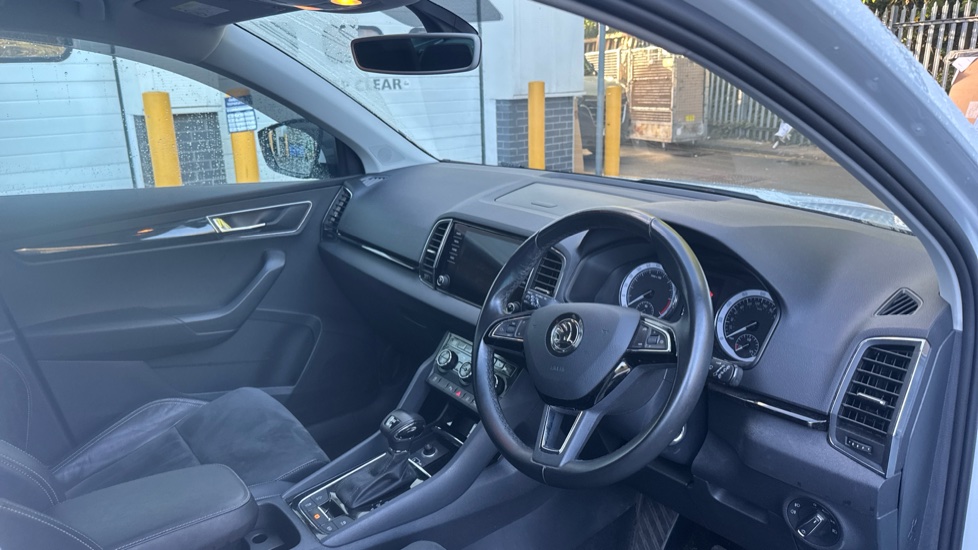 Skoda Karoq 2.0 TDI SE L 4x4 5dr DSG Diesel Estate - Image 6