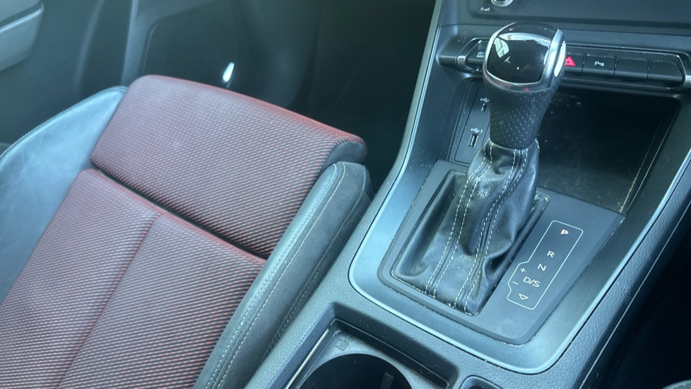 Audi Q3 35 TFSI S Line 5dr S Tronic Petrol Estate - Image 14