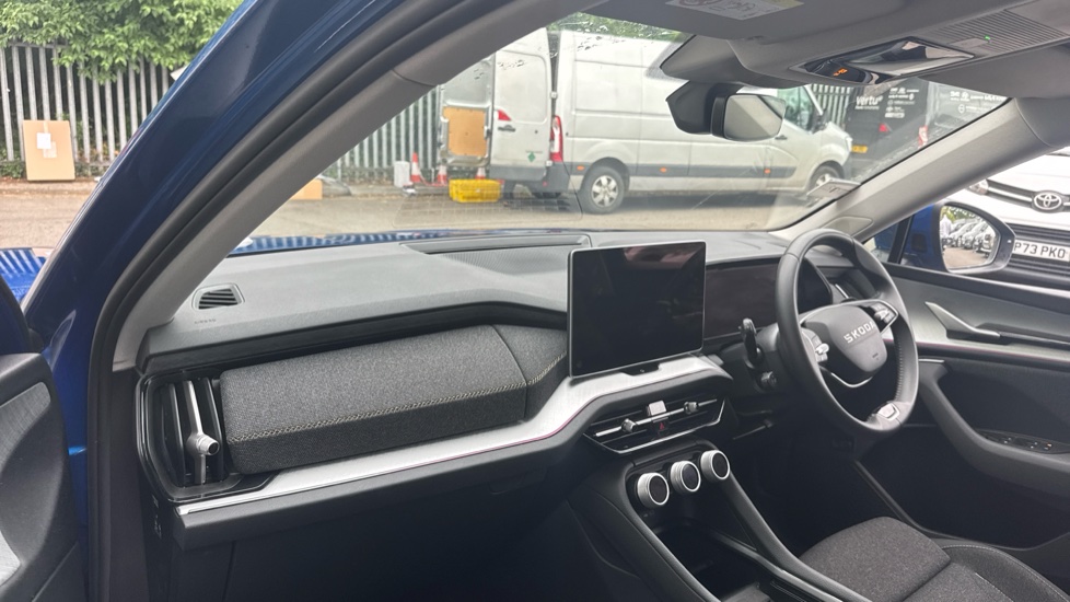 Skoda Kodiaq 1.5 TSI iV 204 SE 5dr DSG Estate - Image 2