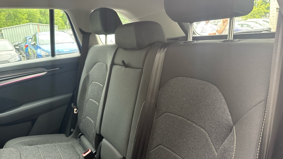 Skoda Kodiaq 1.5 TSI iV 204 SE 5dr DSG Estate - Image 16