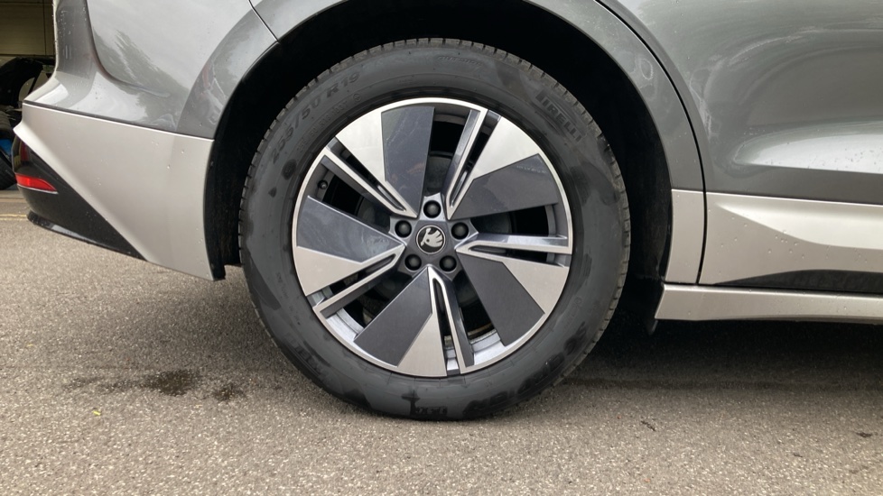 Skoda Enyaq 210kW 85 Edition 82kWh 5dr Auto Electric Estate - Image 5