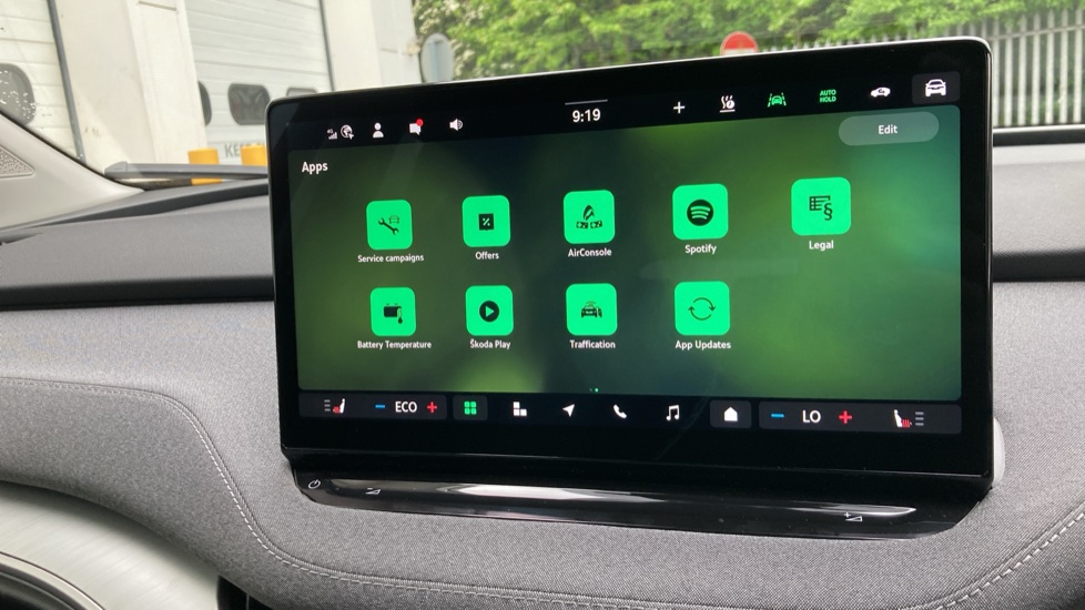 Skoda Enyaq 210kW 85 Edition 82kWh 5dr Auto Electric Estate - Image 32