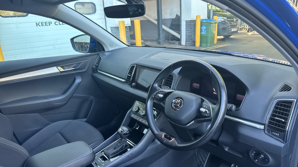 Skoda Karoq 1.5 TSI SE Drive 5dr DSG Petrol Estate - Image 6