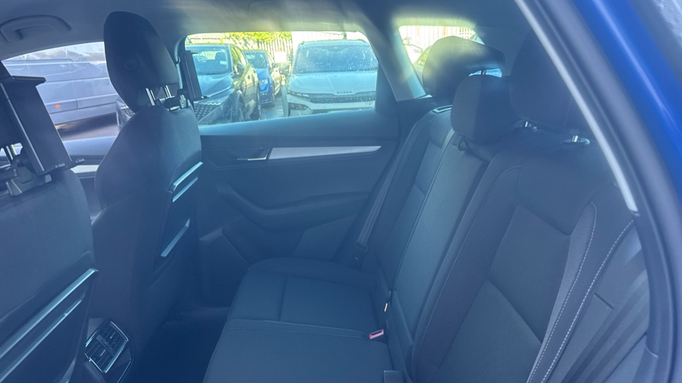 Skoda Karoq 1.5 TSI SE Drive 5dr DSG Petrol Estate - Image 16