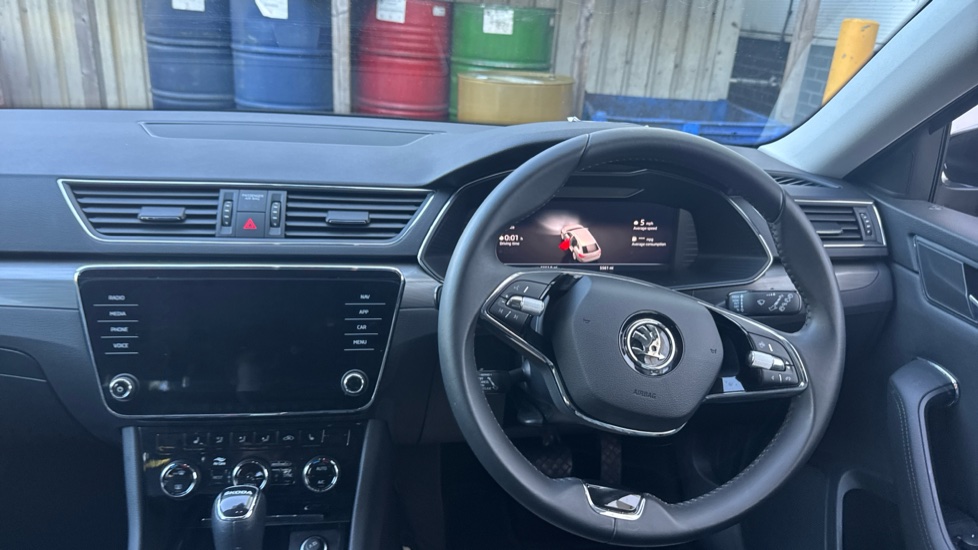Skoda Superb 1.5 TSI SE L 5dr DSG Petrol Estate - Image 10