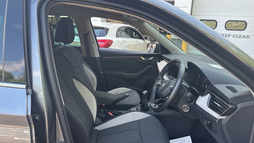 Skoda Kamiq 1.0 TSI SE L Edition 5dr Petrol Hatchback - Image 15
