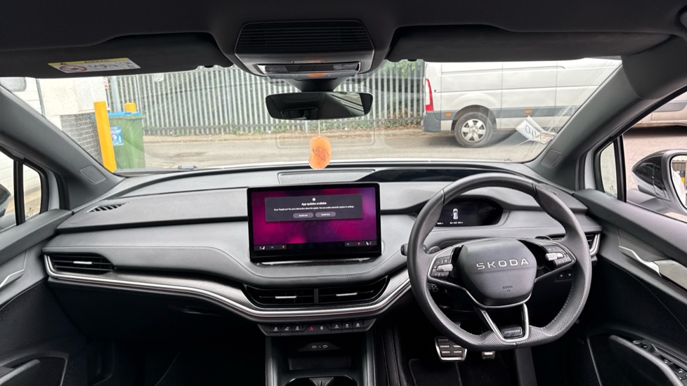 Skoda Enyaq 210kW 85x Sportline 82kWh 4x4 5dr Auto Electric - Image 9