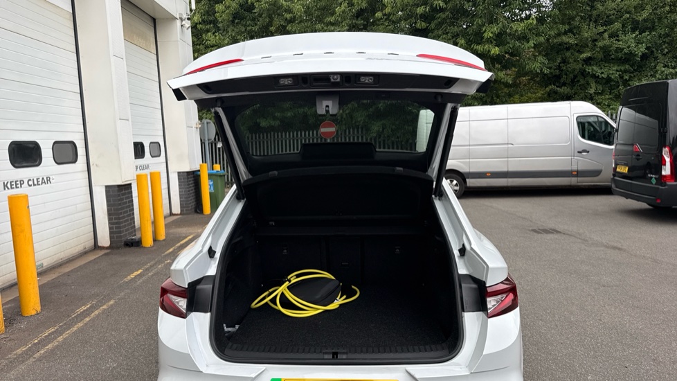 Skoda Enyaq 210kW 85x Sportline 82kWh 4x4 5dr Auto Electric - Image 20
