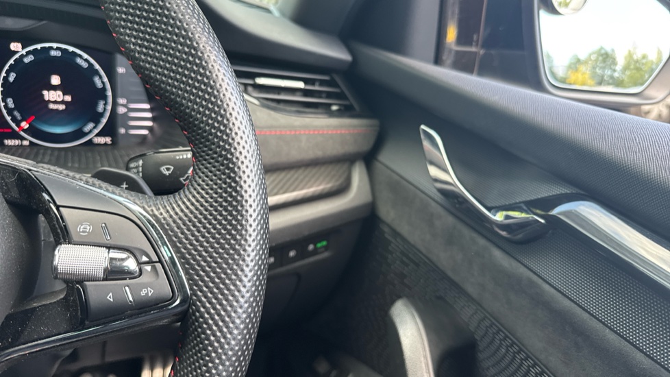 Skoda Octavia 2.0 TSI vRS 5dr DSG Petrol Estate - Image 18