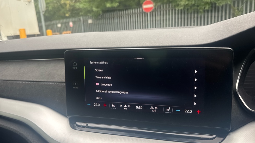 Skoda Octavia 1.5 TSI SE L 5dr Petrol Hatchback - Image 24
