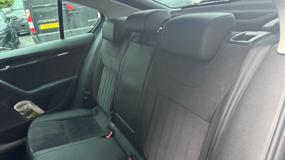 Skoda Octavia 2.0 TDI CR SE L 5dr Diesel Hatchback - Image 16