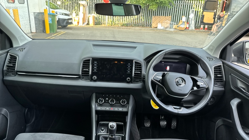 Skoda Karoq 1.5 TSI SE L 5dr Petrol Estate - Image 9