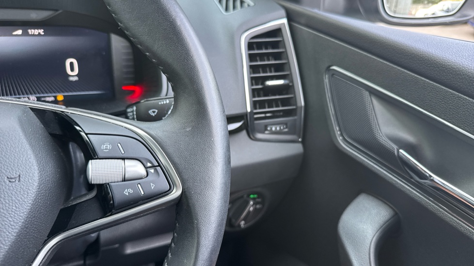 Skoda Karoq 1.5 TSI SE L 5dr Petrol Estate - Image 22