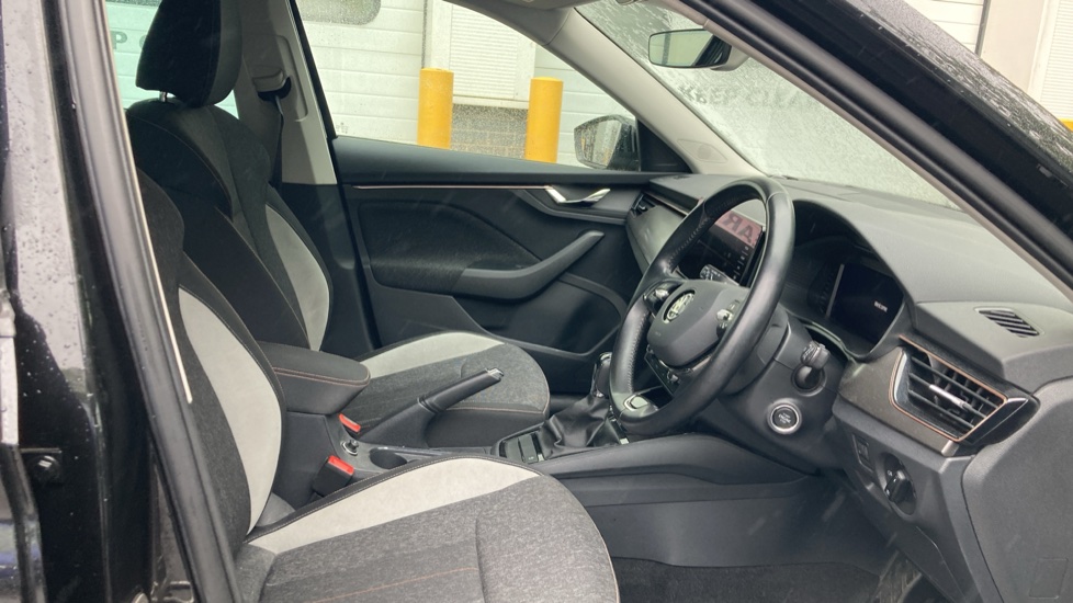 Skoda Kamiq 1.0 TSI 110 SE L 5dr DSG Petrol Hatchback - Image 15