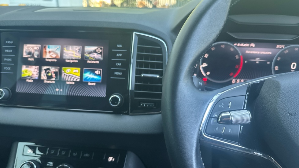 Skoda Karoq 1.0 TSI SE Drive 5dr Petrol Estate - Image 21