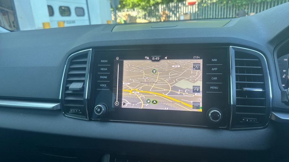 Skoda Karoq 1.0 TSI SE Drive 5dr Petrol Estate - Image 27