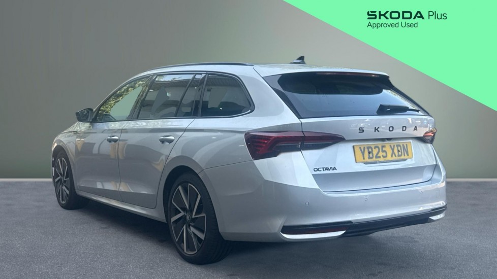 Skoda Octavia 2.0 TDI 150 Sportline 5dr DSG Diesel Estate - Image 3
