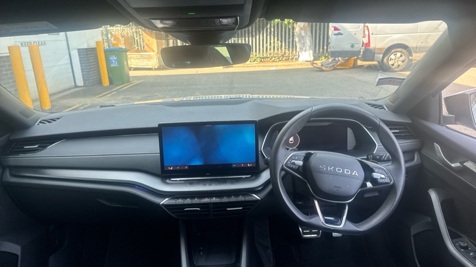 Skoda Octavia 2.0 TDI 150 Sportline 5dr DSG Diesel Estate - Image 9