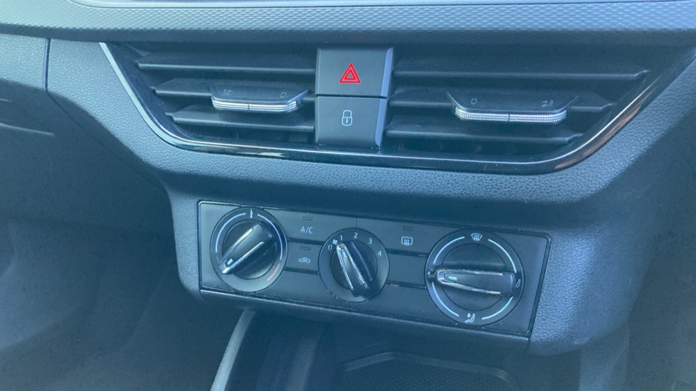 Skoda Scala 1.0 TSI 95 SE 5dr Petrol Hatchback - Image 13