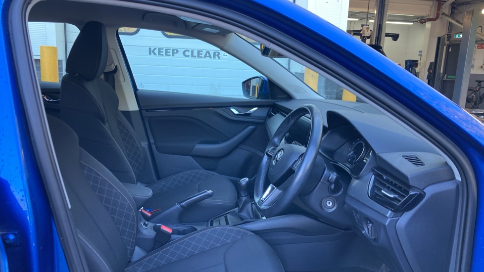 Skoda Scala 1.0 TSI 95 SE 5dr Petrol Hatchback - Image 15