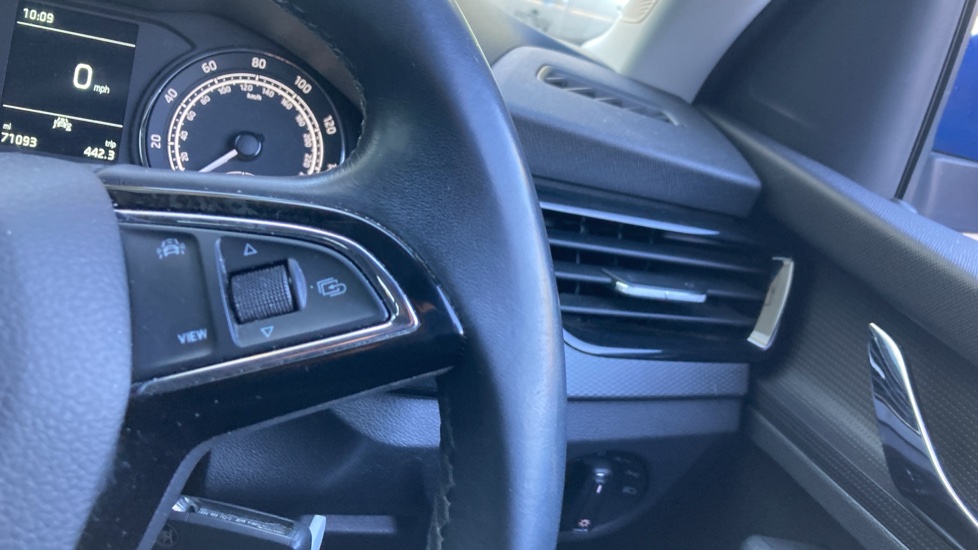 Skoda Scala 1.0 TSI 95 SE 5dr Petrol Hatchback - Image 18