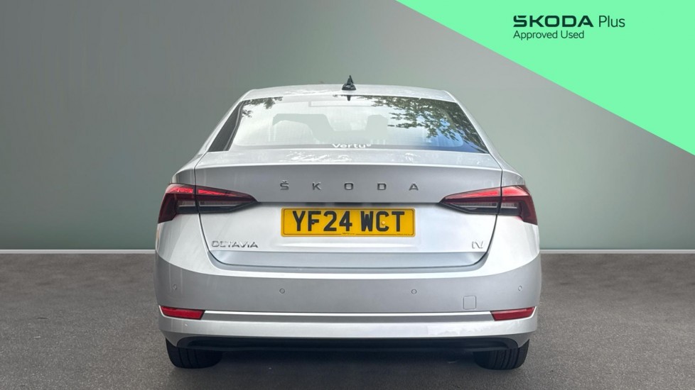 Skoda Octavia 1.4 TSI iV SE Technology DSG 5dr Hatchback - Image 8