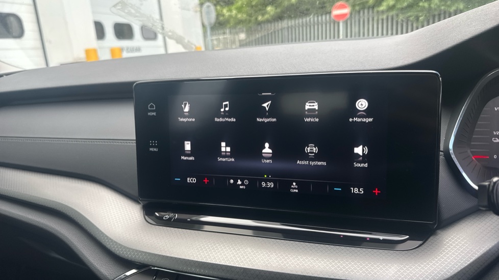 Skoda Octavia 1.4 TSI iV SE Technology DSG 5dr Hatchback - Image 12
