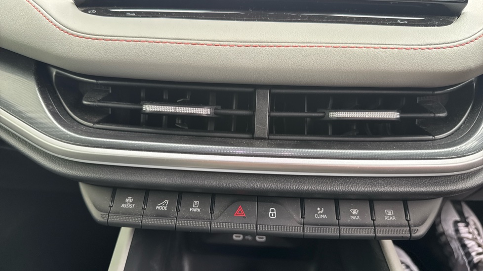Skoda Elroq 210kW 85 Edition 82kWh 5dr Auto Electric Estate - Image 13