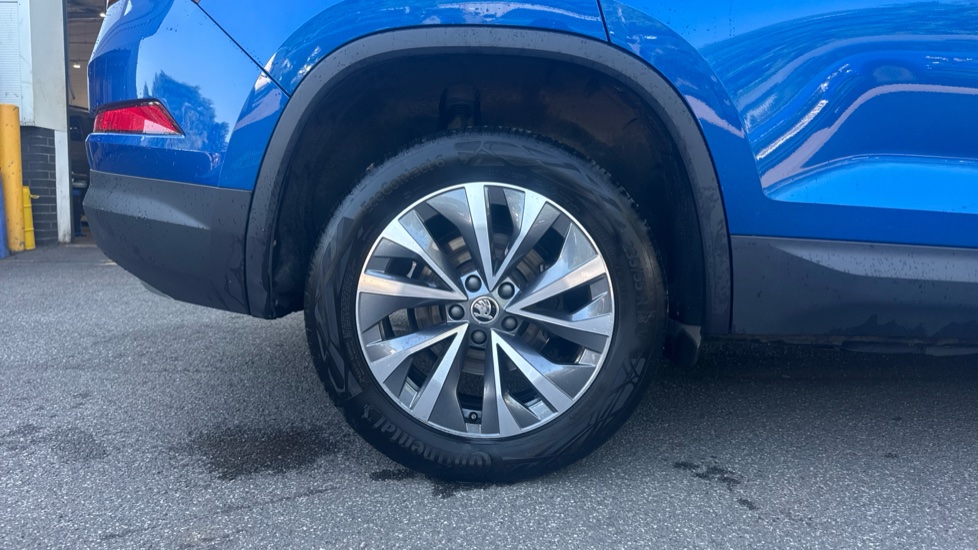 Skoda Kodiaq 1.5 TSI SE Drive 5dr DSG [7 Seat] Petrol Estate - Image 5