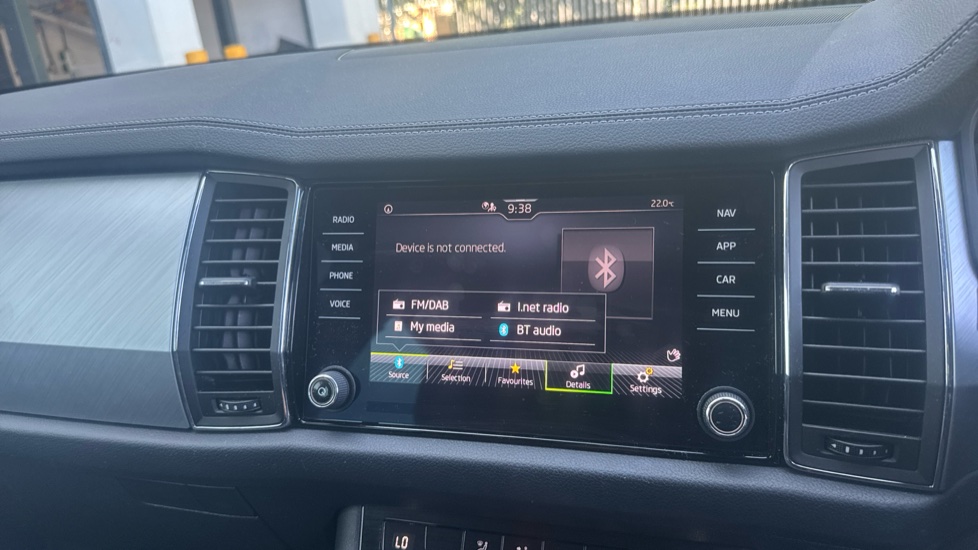 Skoda Kodiaq 1.5 TSI SE Drive 5dr DSG [7 Seat] Petrol Estate - Image 30
