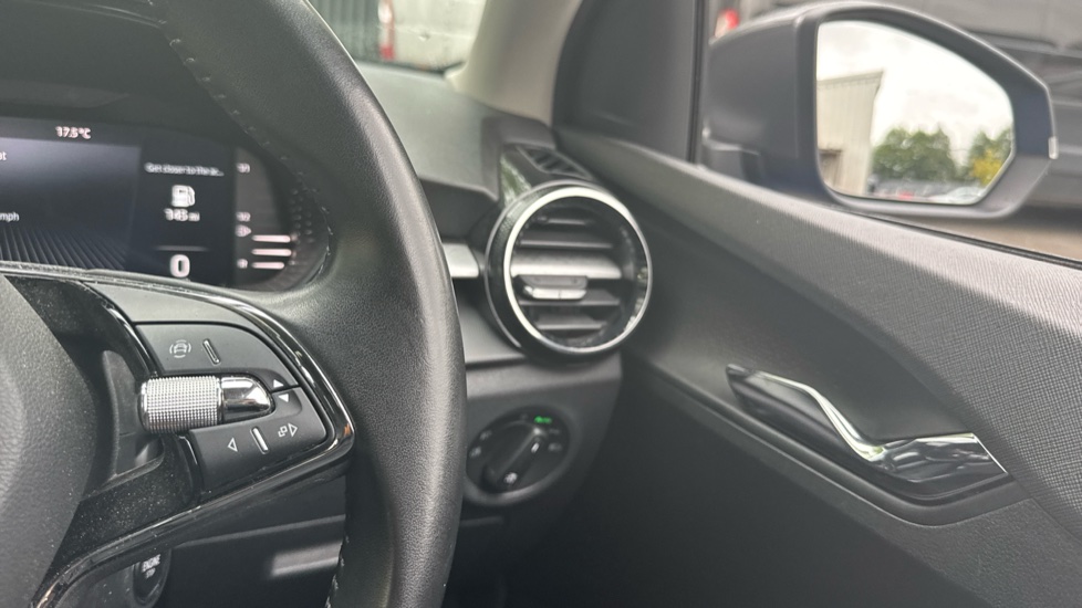 Skoda Fabia 1.0 TSI 110 Colour Edition 5dr DSG Petrol Hatchback - Image 22