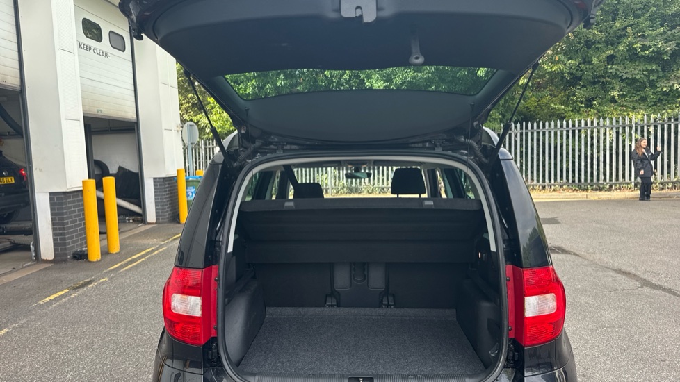 Skoda Yeti Outdoor 2.0 TDI CR [150] SE Drive 4x4 5dr DSG Diesel Estate - Image 20
