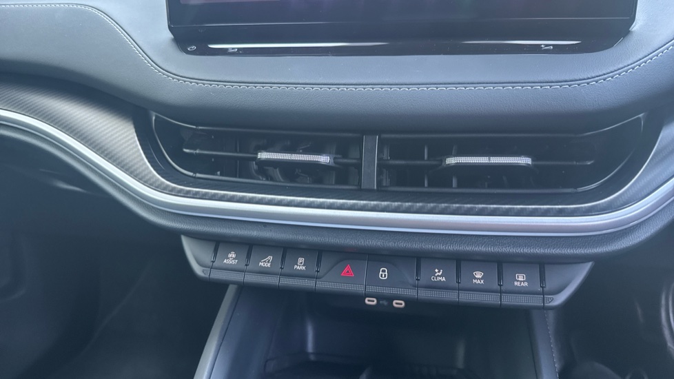 Skoda Elroq 150kW 60 SportLine 63kWh 5dr Auto Electric Estate - Image 24