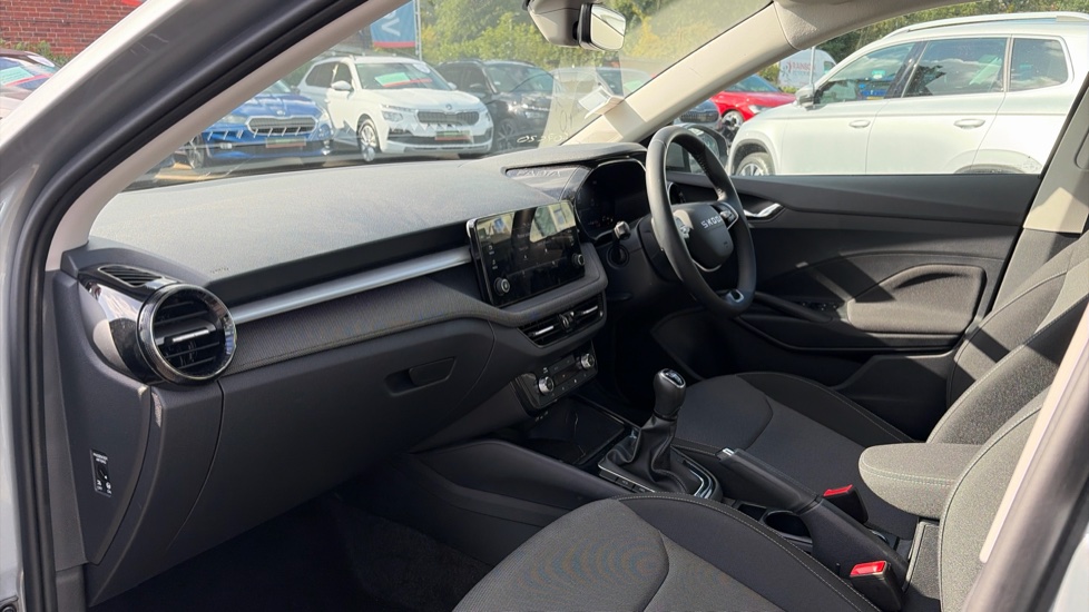 Skoda Fabia 1.0 MPI 80 SE Edition 5dr Petrol Hatchback - Image 2