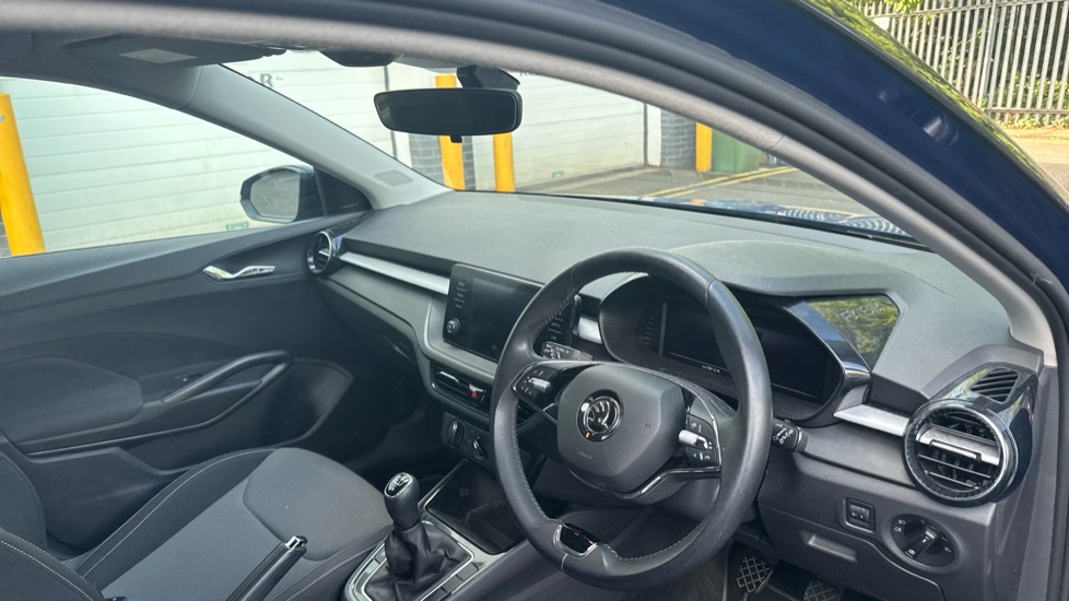 Skoda Fabia 1.0 MPI 80 Colour Edition 5dr Petrol Hatchback - Image 6