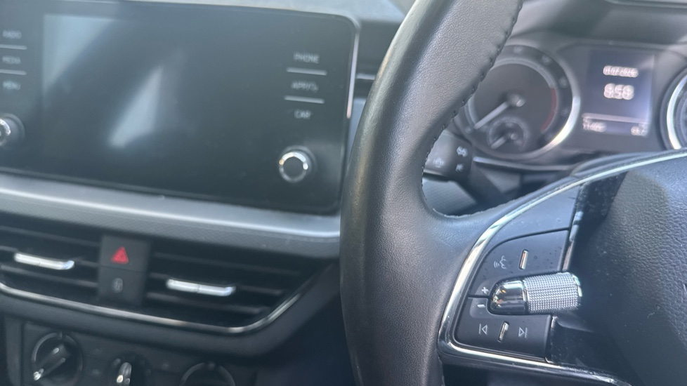 Skoda Scala 1.0 TSI 110 SE 5dr DSG Petrol Hatchback - Image 17