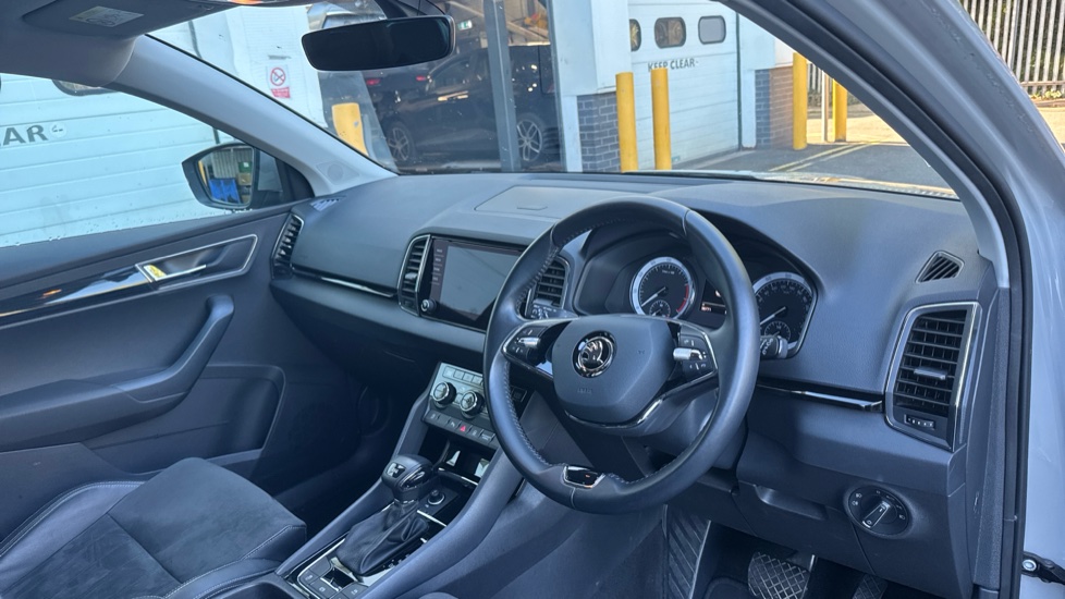 Skoda Karoq 1.5 TSI SE L 5dr DSG Petrol Estate - Image 6