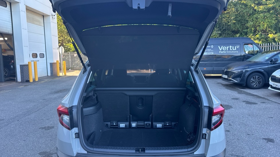 Skoda Karoq 1.5 TSI SE L 5dr DSG Petrol Estate - Image 20